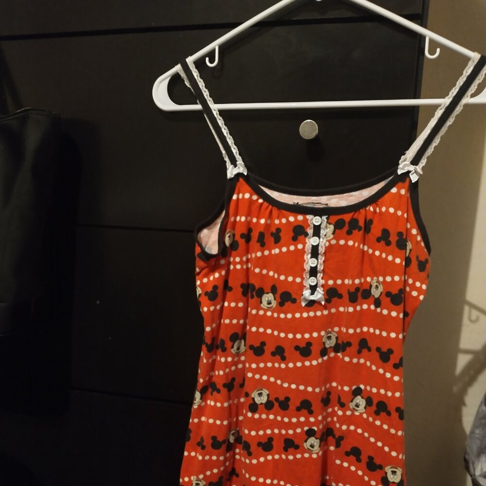 Juniors tank top